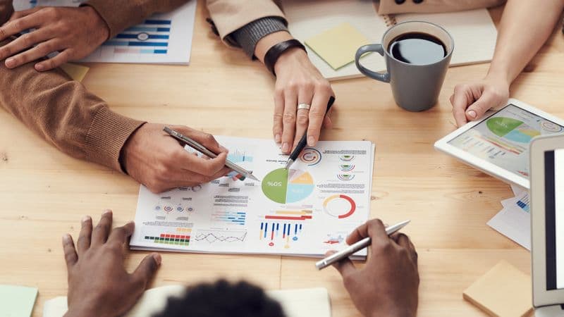 CRM24 — Business & CRM